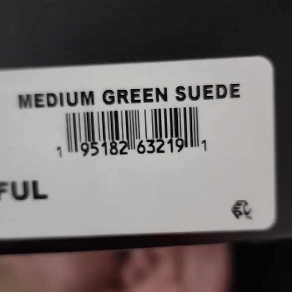 NINE WEST - Picture 7 of 7